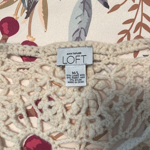 Ann Taylor Loft Crochet Wrap - Picture 6 of 8